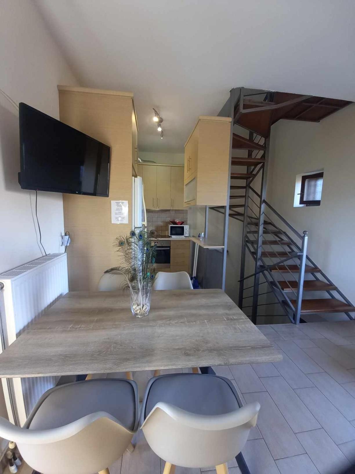 Karantonis House Apartment เลโอนีดีออน ภายนอก รูปภาพ