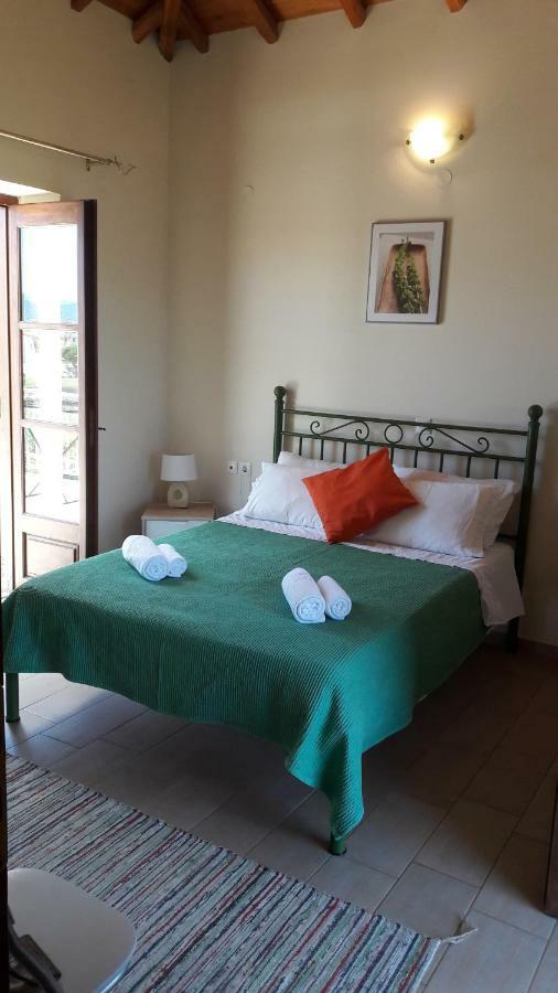 Karantonis House Apartment เลโอนีดีออน ห้อง รูปภาพ